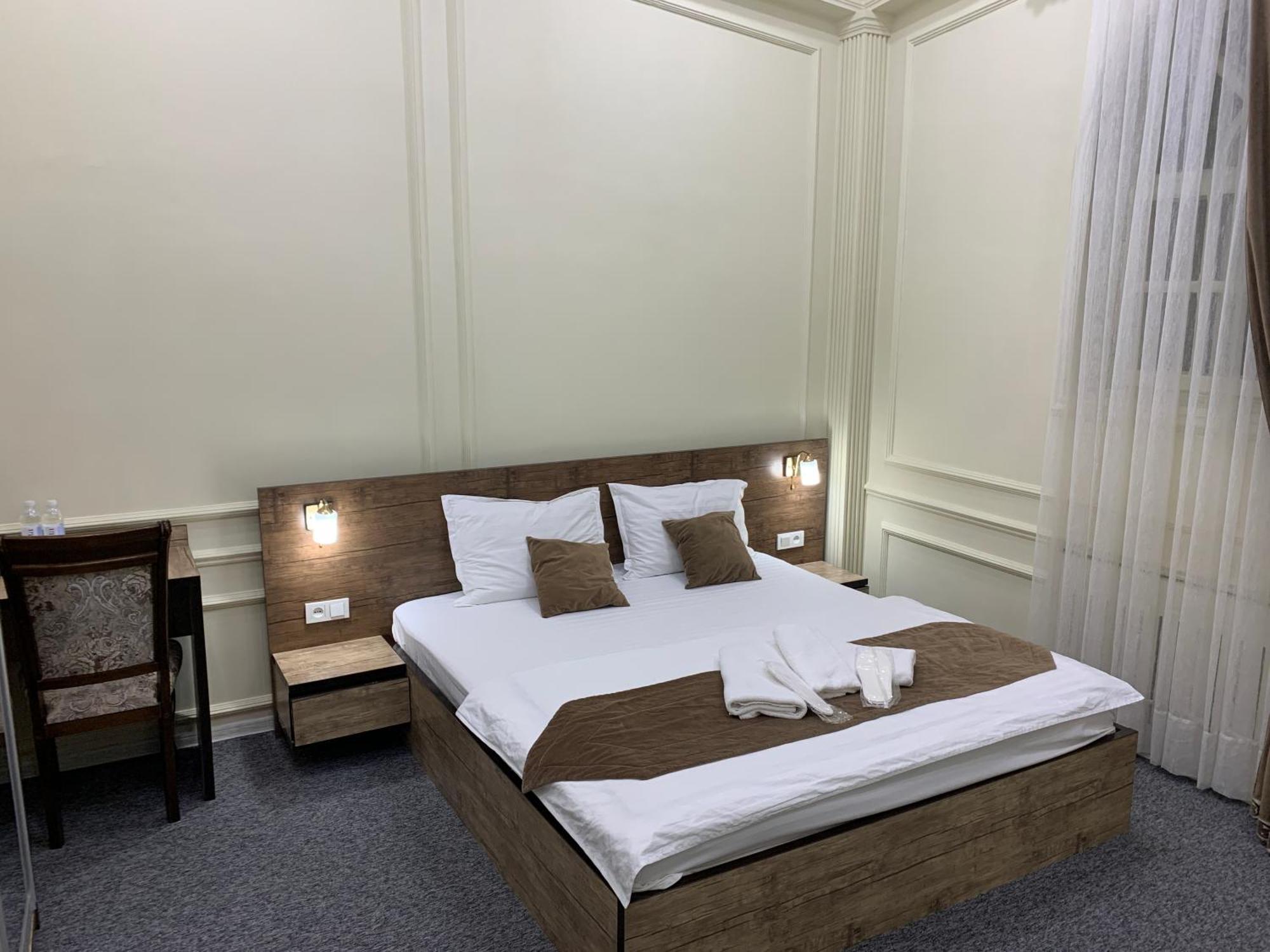Art House Hotel 塔什干 外观 照片