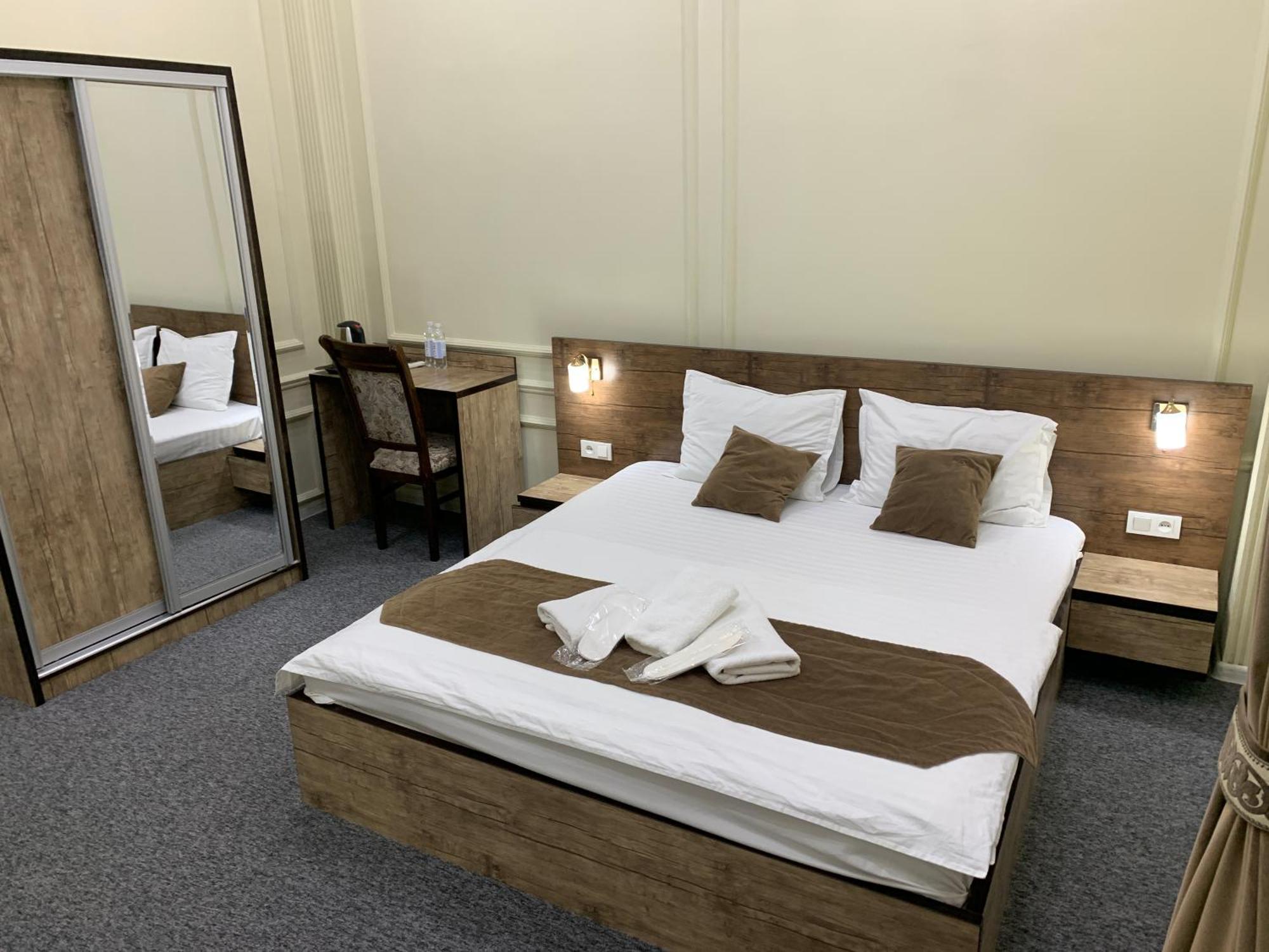 Art House Hotel 塔什干 外观 照片